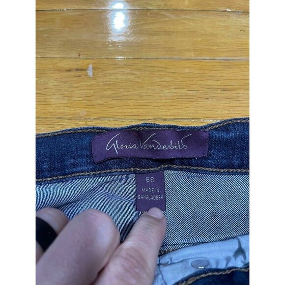 Gloria Vanderbilt Jeans Women's Size 6S Short Blue Denim Amanda Mid Rise - Picture 3 of 9